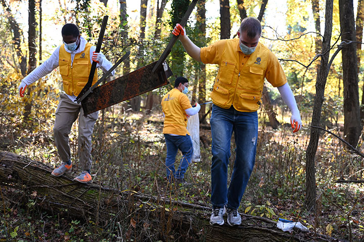 ASEZ WAO Anacostia River Cleanup 