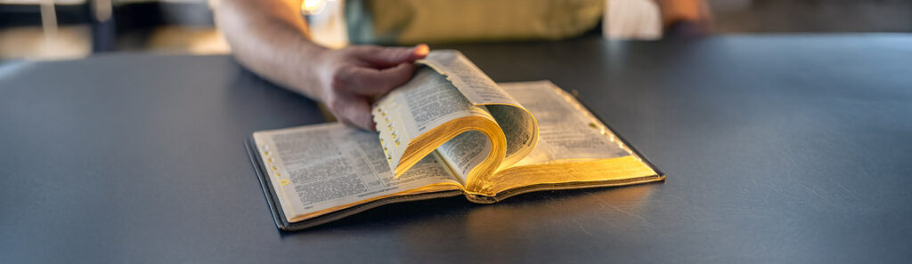 Bible photo